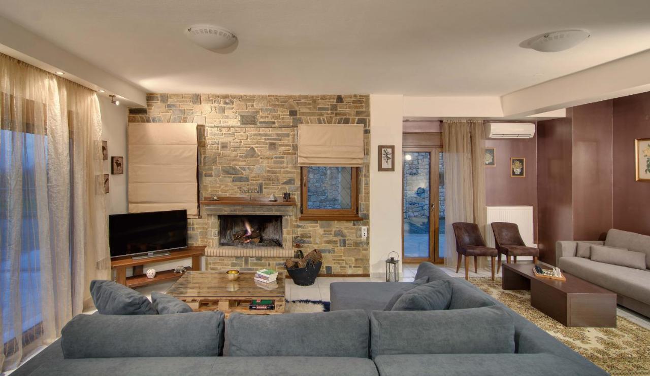 Country Place Apartment With Mountains View Ioannina Buitenkant foto